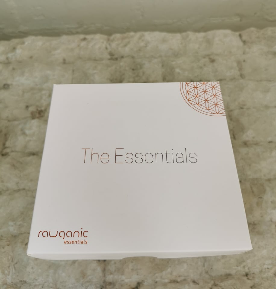 The Essentials Gift Pack 8 Oils